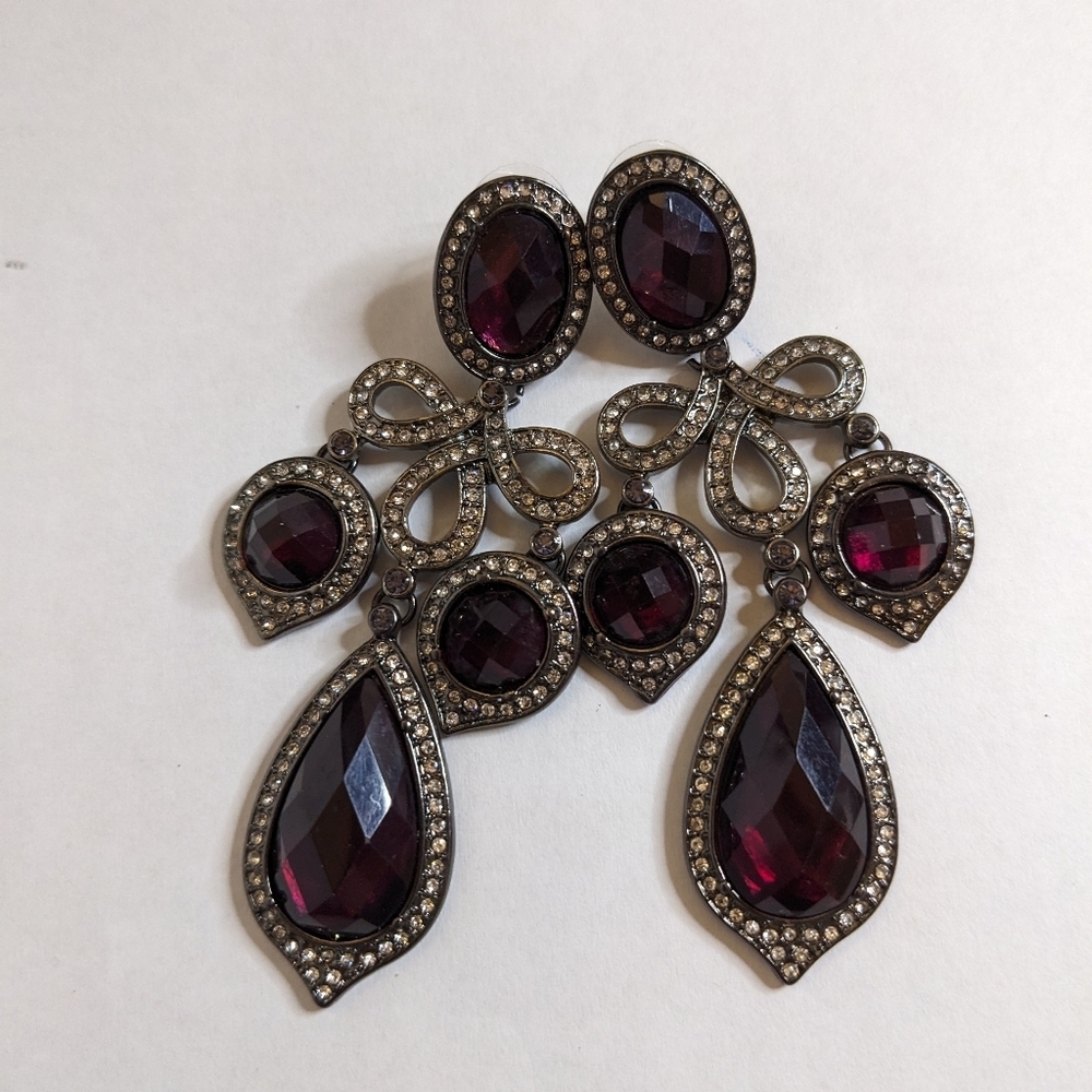 7 Charming Sisters NWT "Merlot" Crystal Statement Earrings - Picture 6 of 6